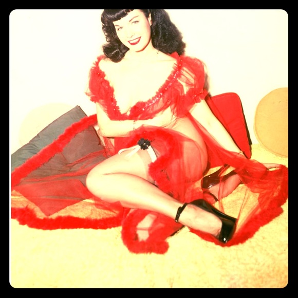 Vintage Other - 💋💔Red Sheer Vintage Dressing Gown💔💋